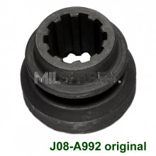 Output shaft clutch gear